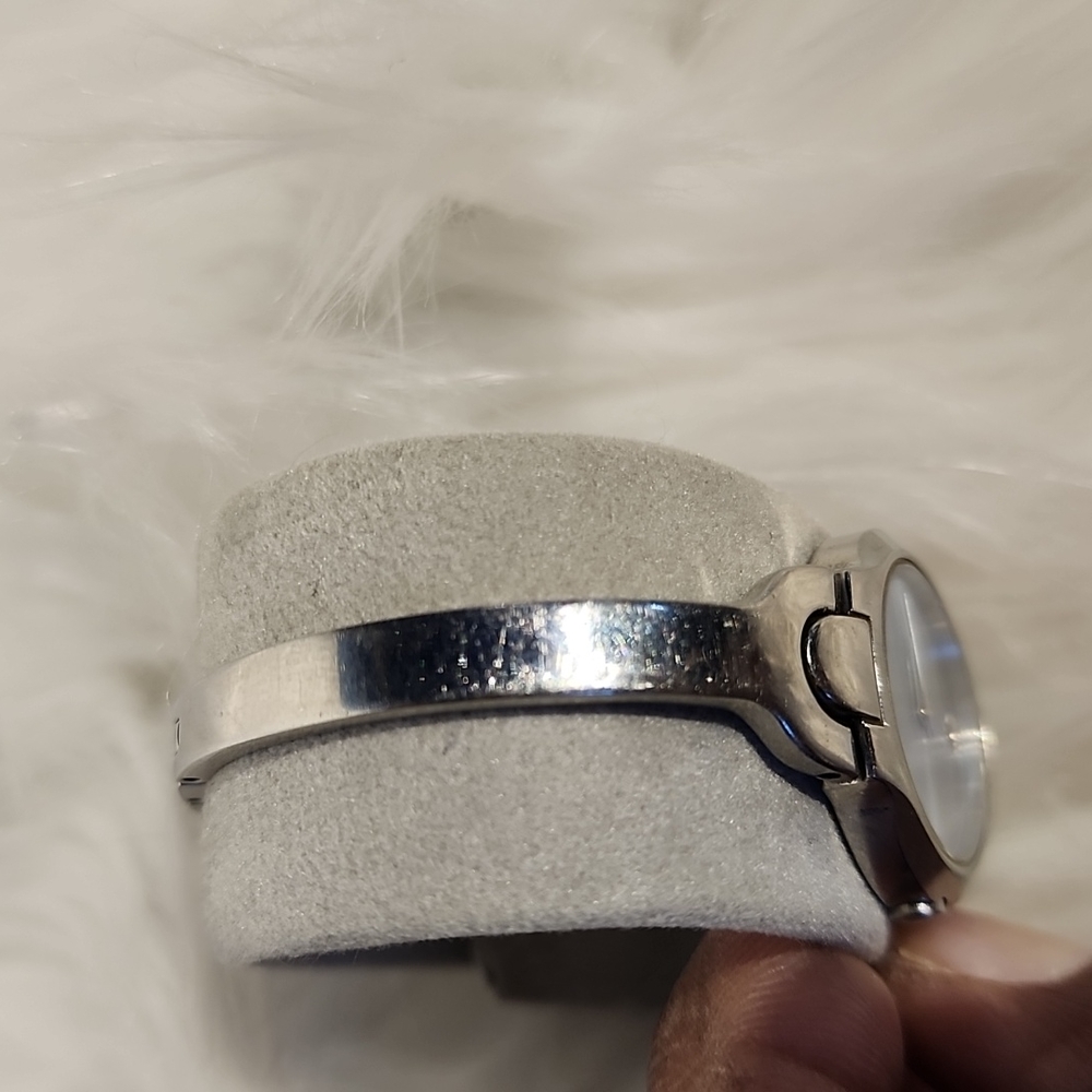 LAST CHANCE 🥳🥳 Movado  Museum watch  Stainless steel  has blue face - Picture 8 of 9